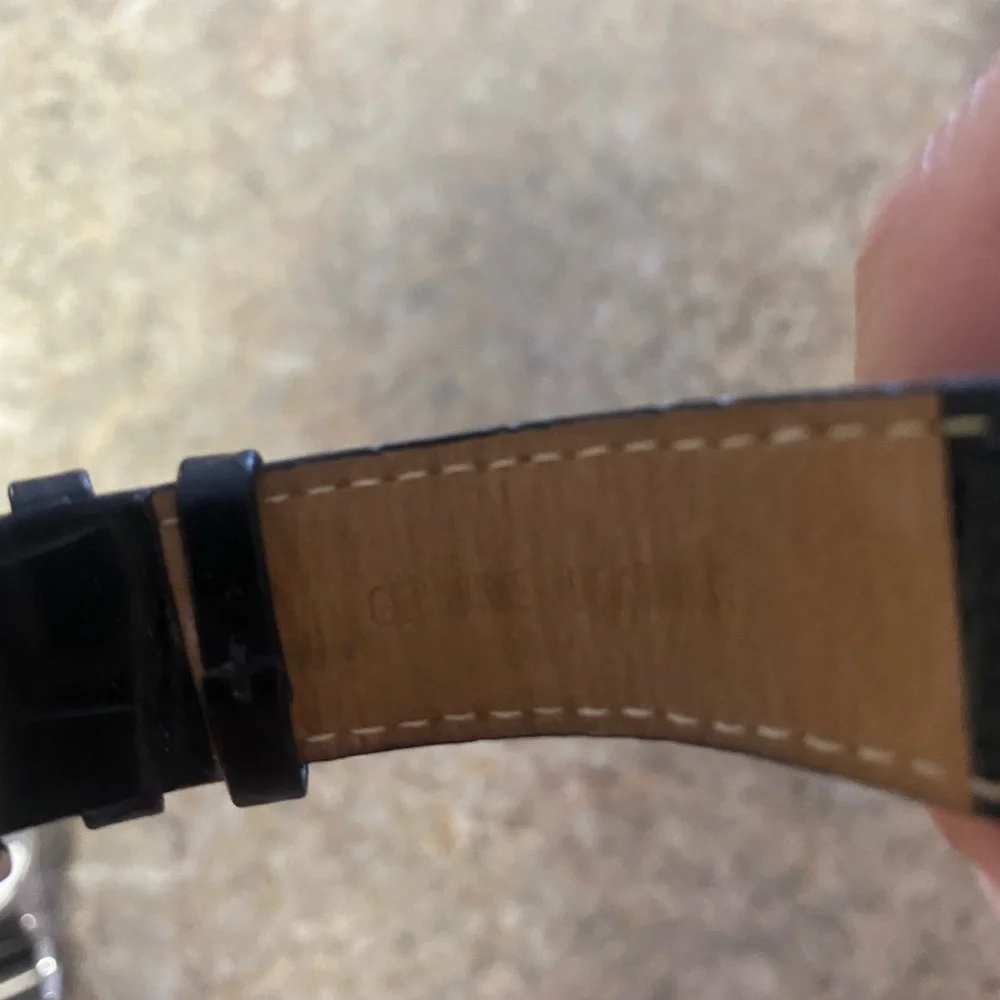 Unisex Dolce & Gabbana Watch - Picture 3 of 4